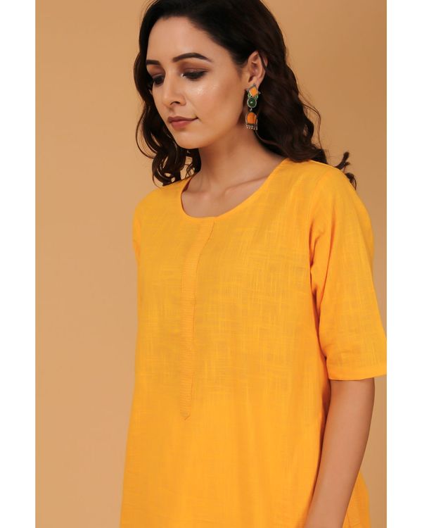 Mustard yellow cotton kurta with pockets 3