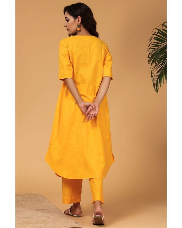 Mustard yellow and red buttoned kurta and pants - Set Of Two 3