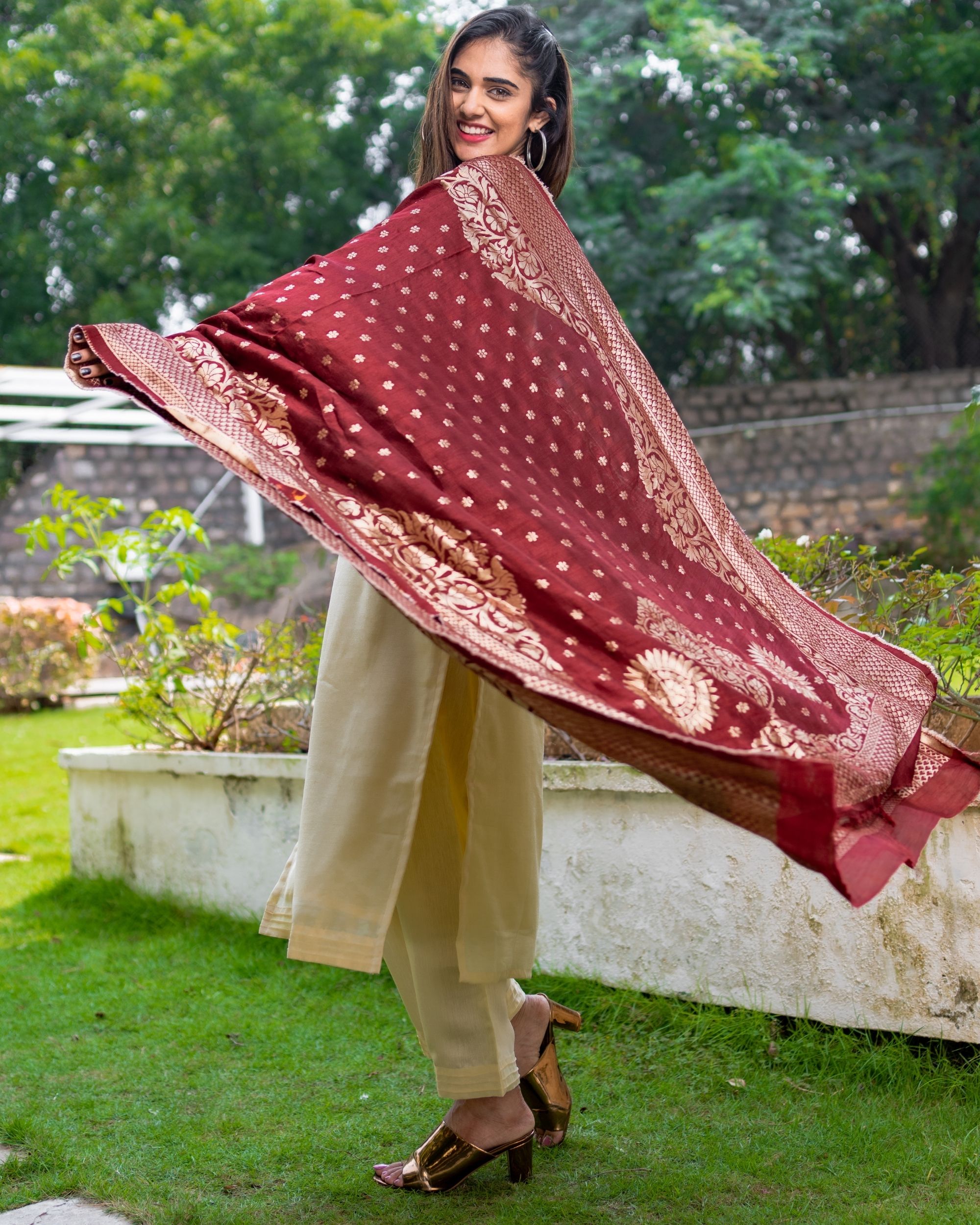 white suit with red banarsi dupatta