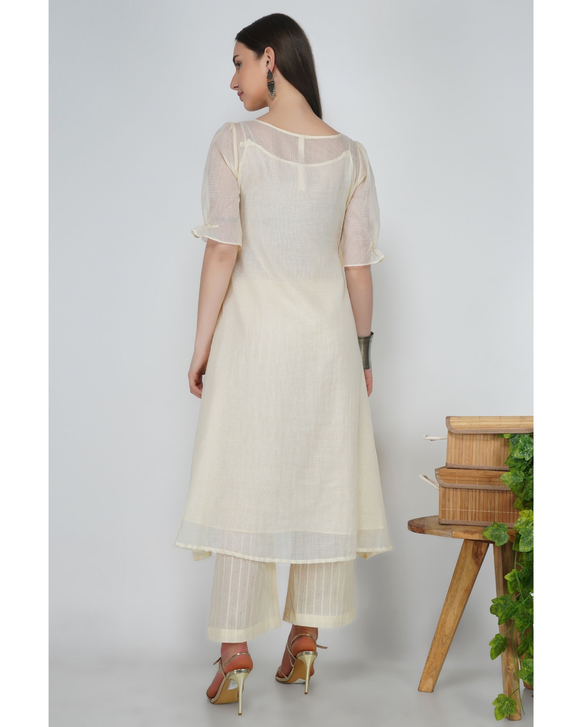 Off white puffed sleeve flared kurta with inner slip Set Of Two by