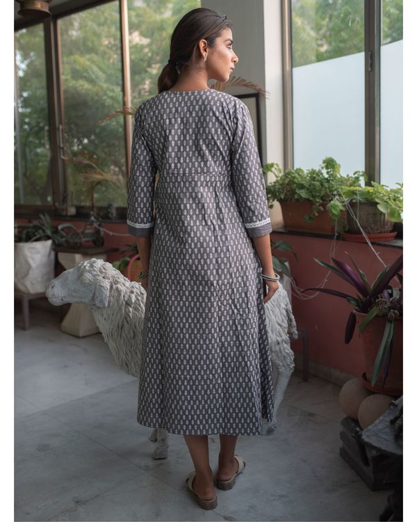 Grey gathered dress with an inner - set of two 3