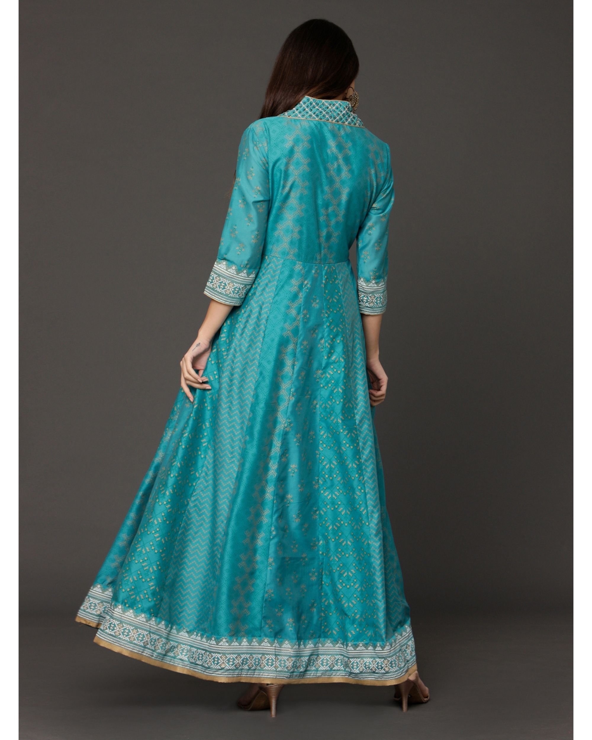 Turquoise flared embroidered dress with dupatta Set of Two by Ojas