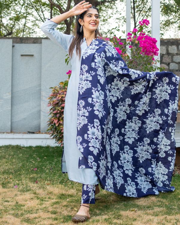 Steel grey kurta with blue floral printed pants and dupatta - set of three 3