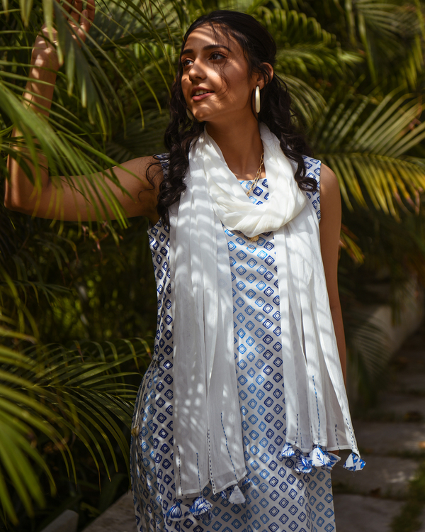 White and blue hand block printed dupatta 1