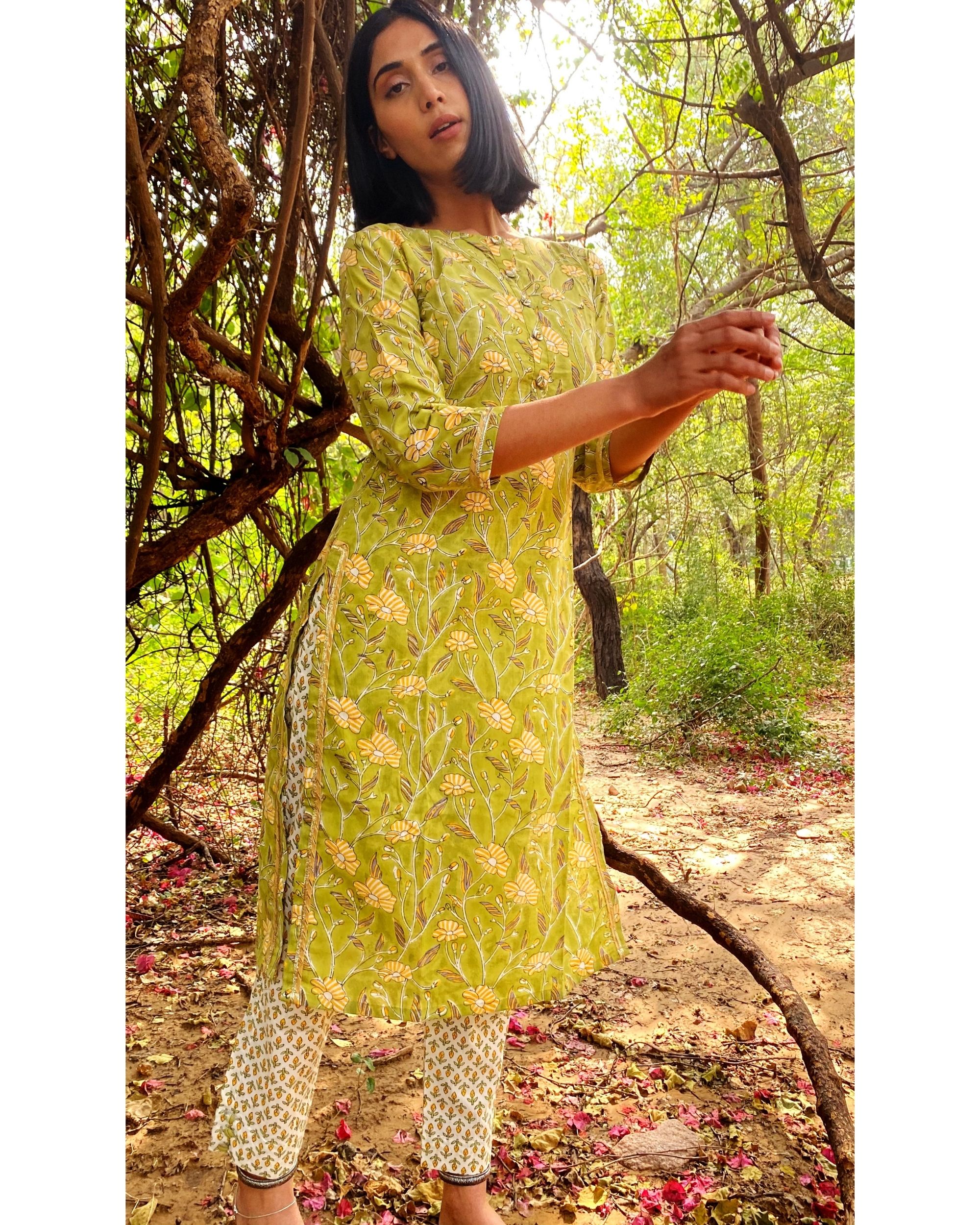 kurta for pear shaped body