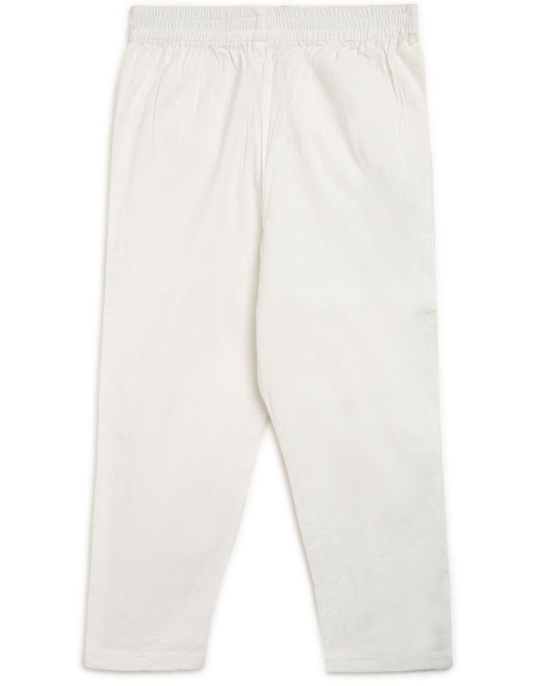 White self design kurta with white pyjama - set of two 1