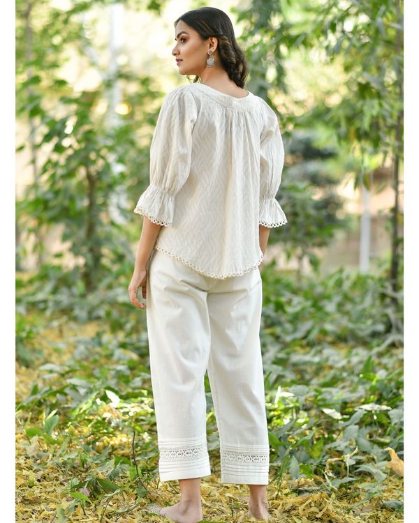 Off white jacquard top with pants - set of two 2