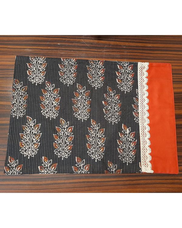 Black and red color blocked lace table mat - set of six 4
