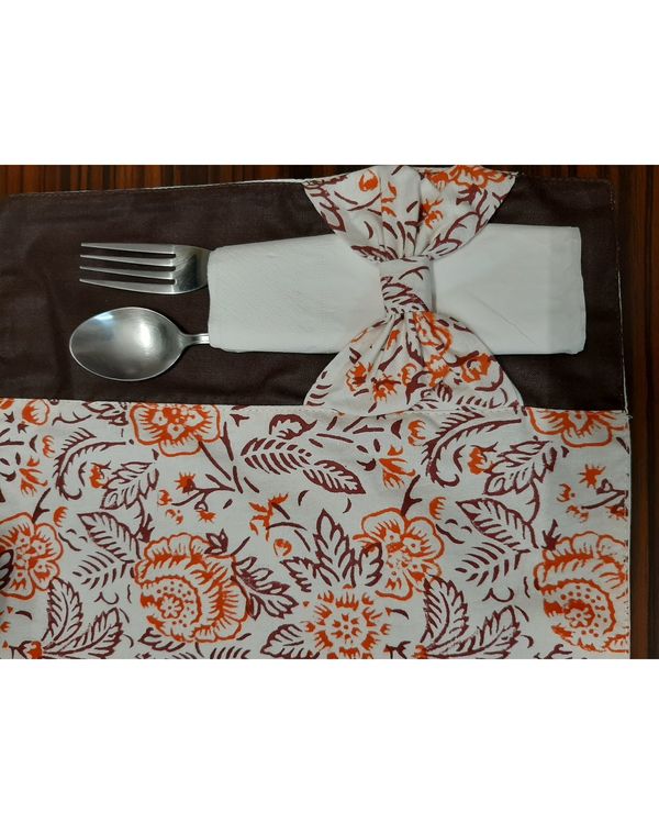White and orange floral printed bow table mat - set of six 2