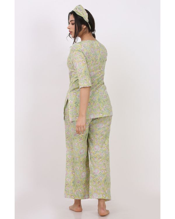 Green and pink short printed kurta and pyjama with hair band - set of three 3