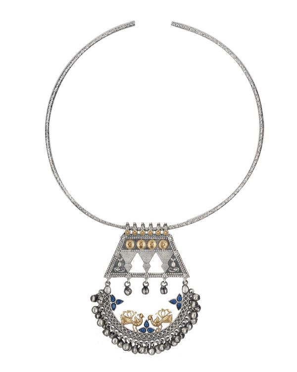 Dual toned peacock beaded statement neckpiece 3