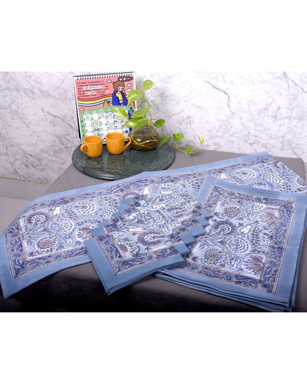 Blue marigold floral table runner, table mats and napkins - set of 13 2