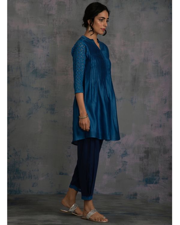 Blue pintuck kurti with side pleated salwar - set of two 1