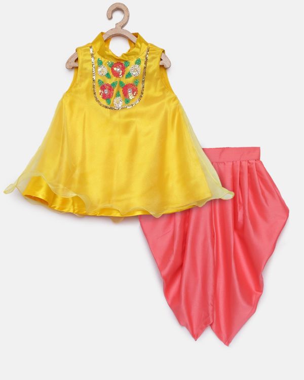 Yellow organza high neck sequined kurta and peach pink dhoti pants - set of two 5