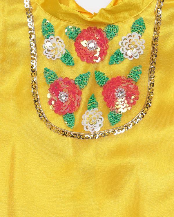 Yellow organza high neck sequined kurta and peach pink dhoti pants - set of two 2