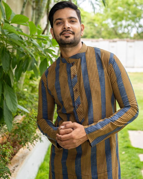 Brown and blue striped kurta 1