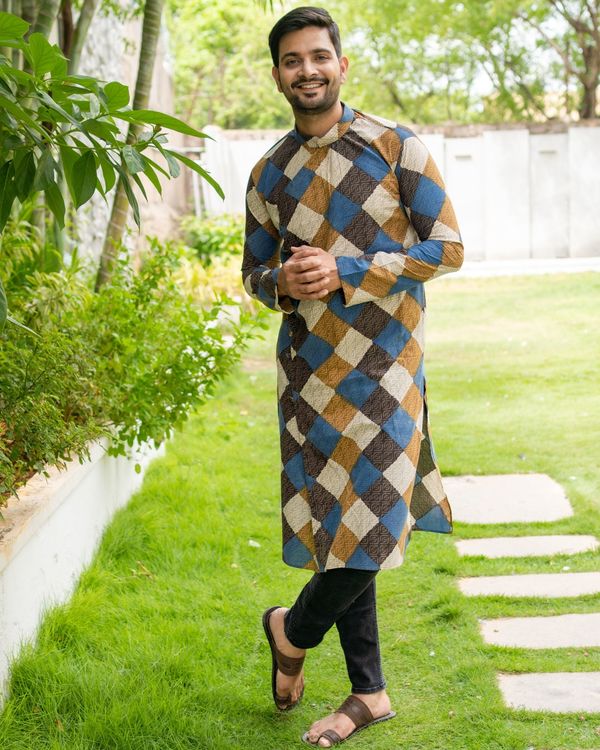 Multicolor criss cross checkered kurta 3