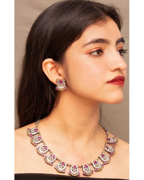 Dual toned necklace and earring with red stones - set of two 3