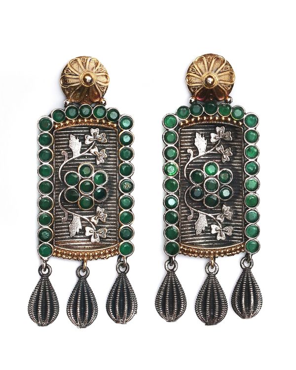 Dual toned rectangle floral drop earring 2