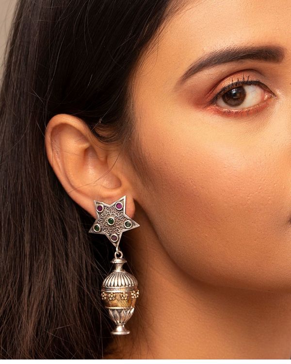 Dual toned antique drop earring 2
