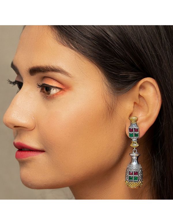 Dual toned red and green stone antique drop earring 1