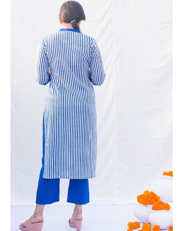 Blue striped kurta and pants - set of two 2