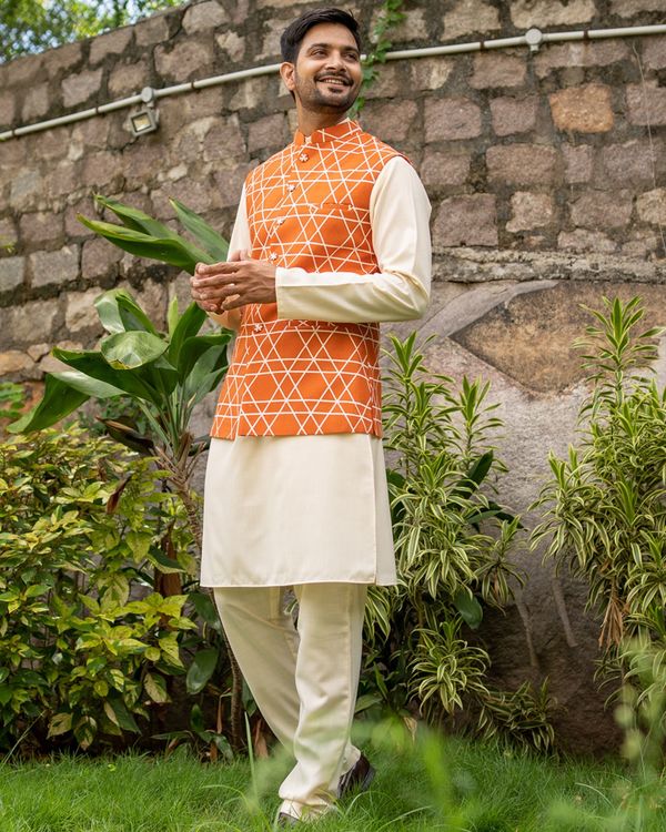 Orange criss cross nehru jacket with off white kurta and pyjama - set of three 2