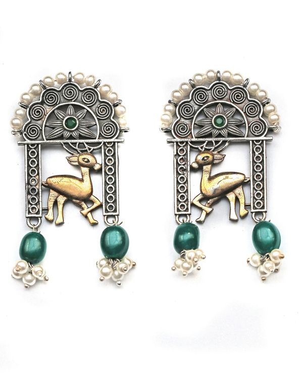 Dual toned beaded deer earring 1