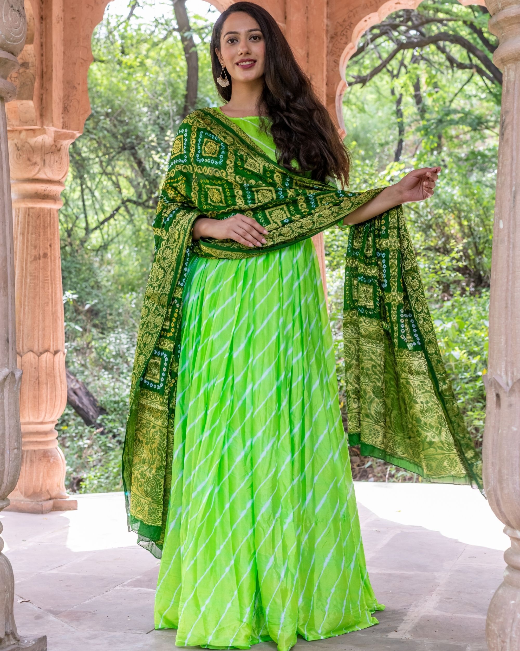 Dress with hot sale silk dupatta