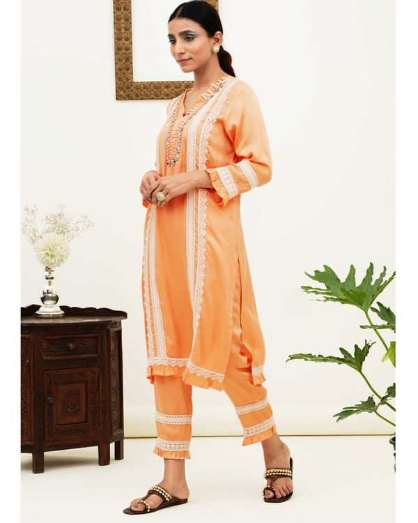 Light orange panelled lace kurta and pants - set of two 3