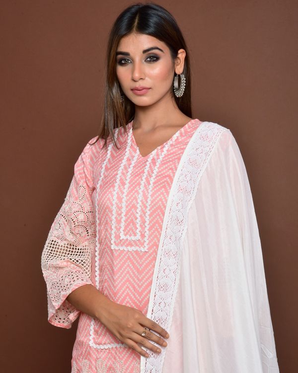 Pink cutwork embroidered lace kurta with off white pants and dupatta - set of three 2
