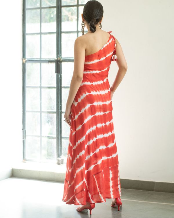 Red hand tie and dye lehariya one shoulder dress 1