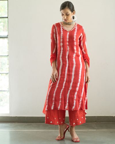 Pink noodle strap kurta with pants - set of two by Gulaal