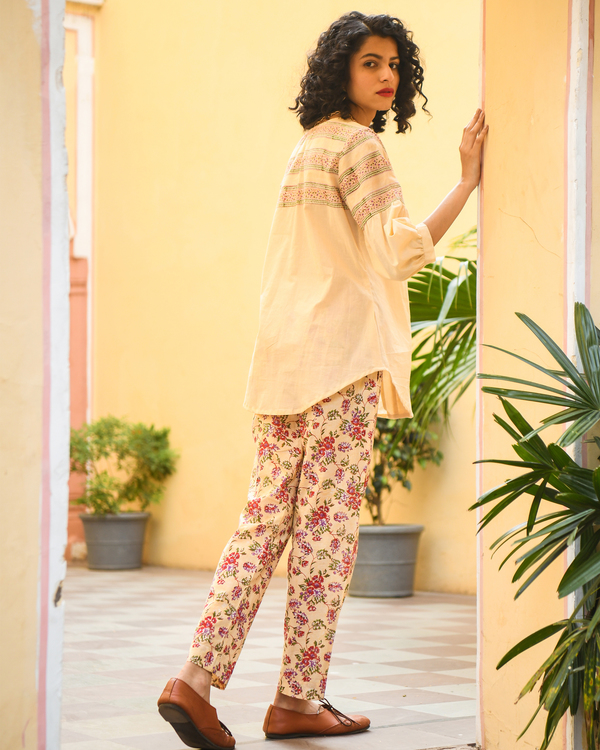 Yellow carnation print top 1
