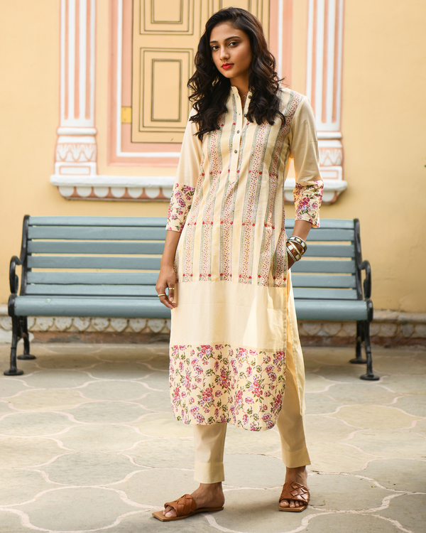 Sanganeri printed floral kurta with pants and duppatta - set of three 1