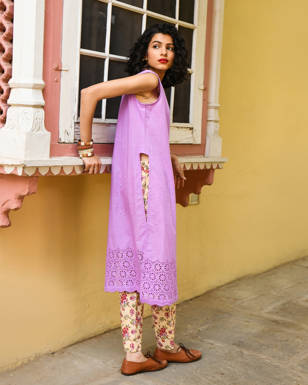 Lavender straight-cut kurta  2