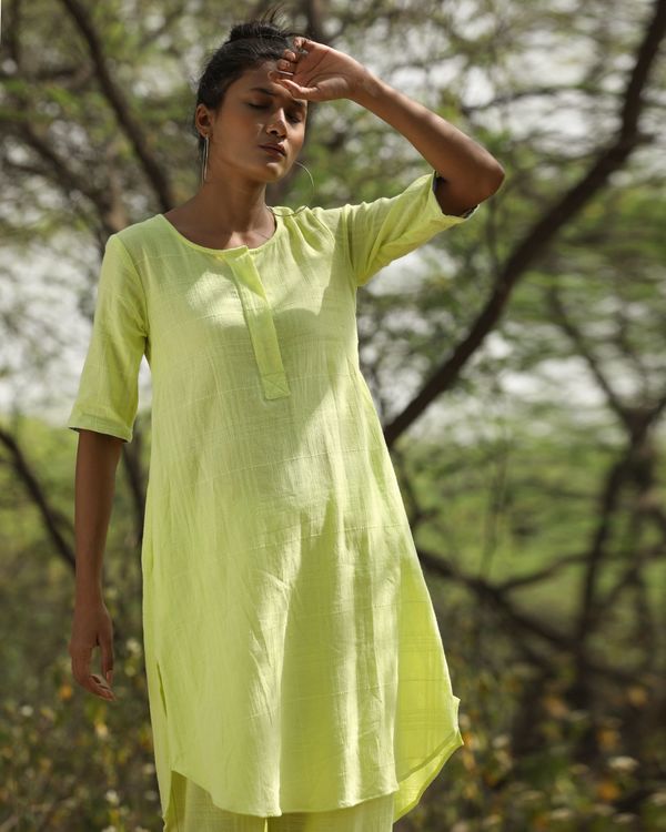 Green cotton half sleeves kurta 1