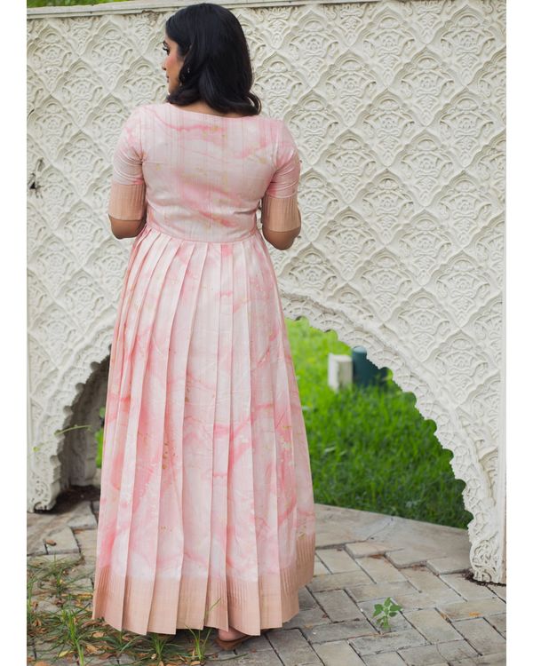 Baby pink floral printed pleated dress with dupatta - set of two 1