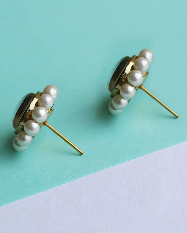Pearl beaded studs 3