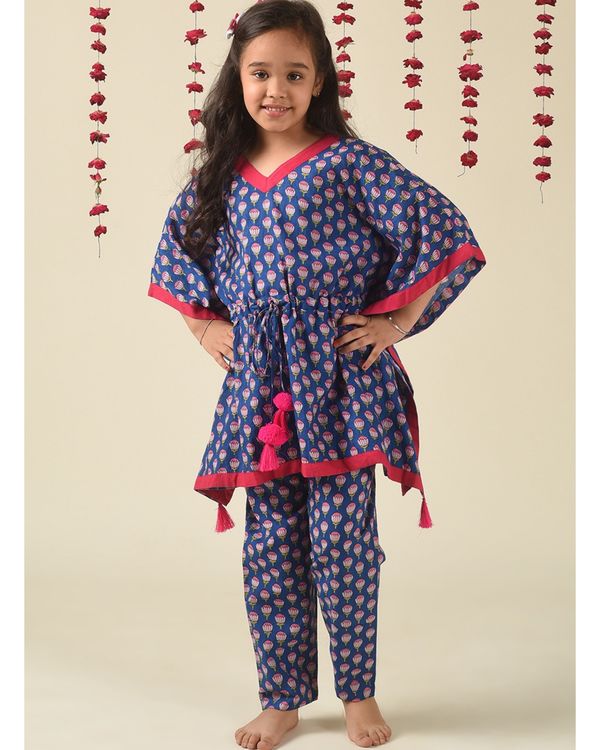 Blue butterfly printed kaftan with pants- set of two 3