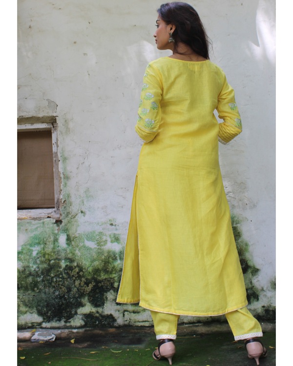 Lemon yellow linen kurta-pants set - set of two 2