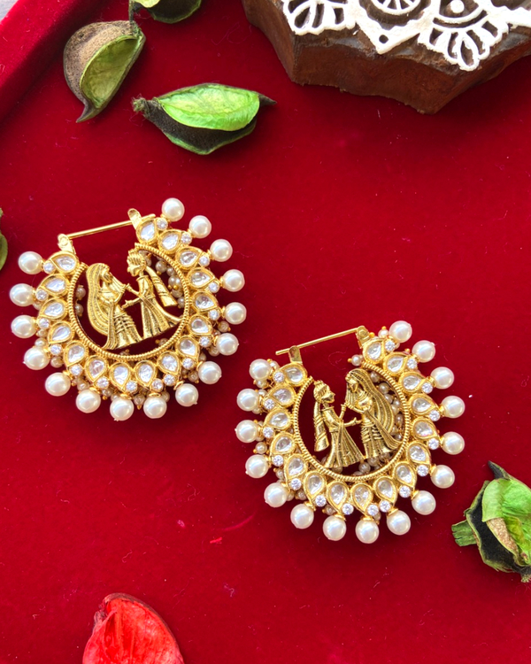 Hand crafted kundan and pearl beaded hoop earrings 1