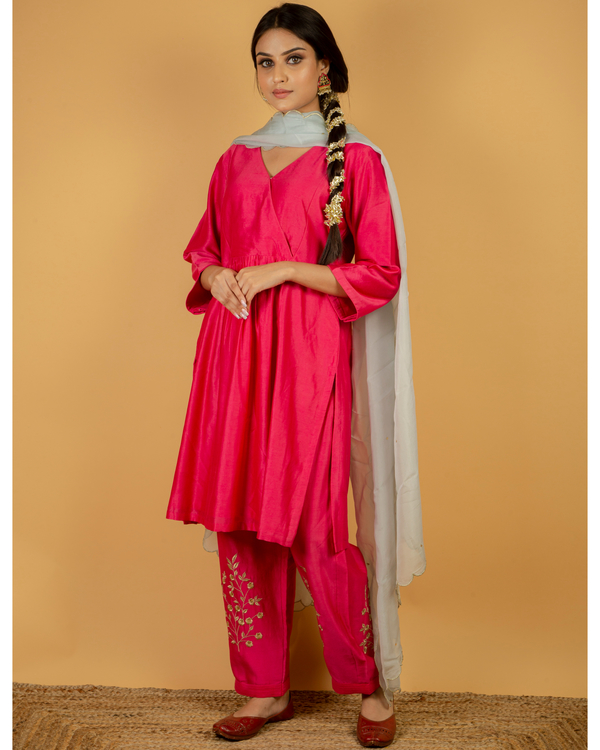 Powder blue scalloped organza dupatta 1