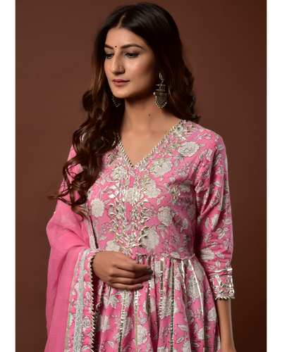 Buy Multi Color Crepe Printed Notched Amaira Backless Kurta And