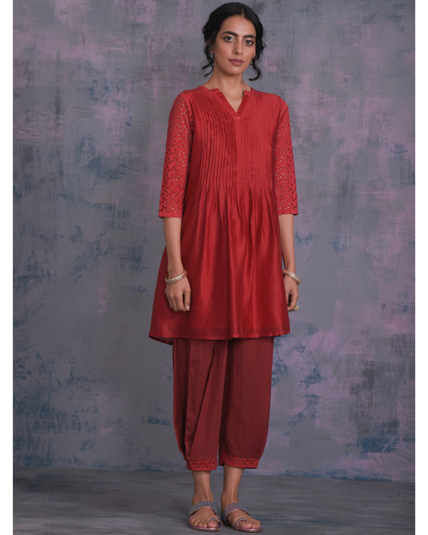 Scarlet red pintuck kurta with rust side pleated salwar - set of two 2