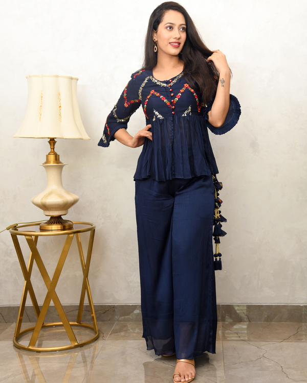 Navy blue embroidered co-ord set - set of two 4