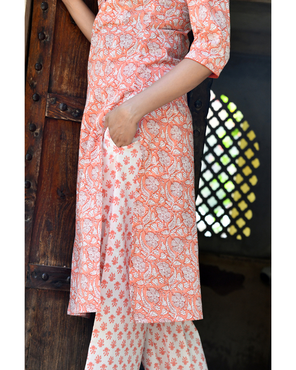 Pastel orange floral printed kurta set - set of two 3