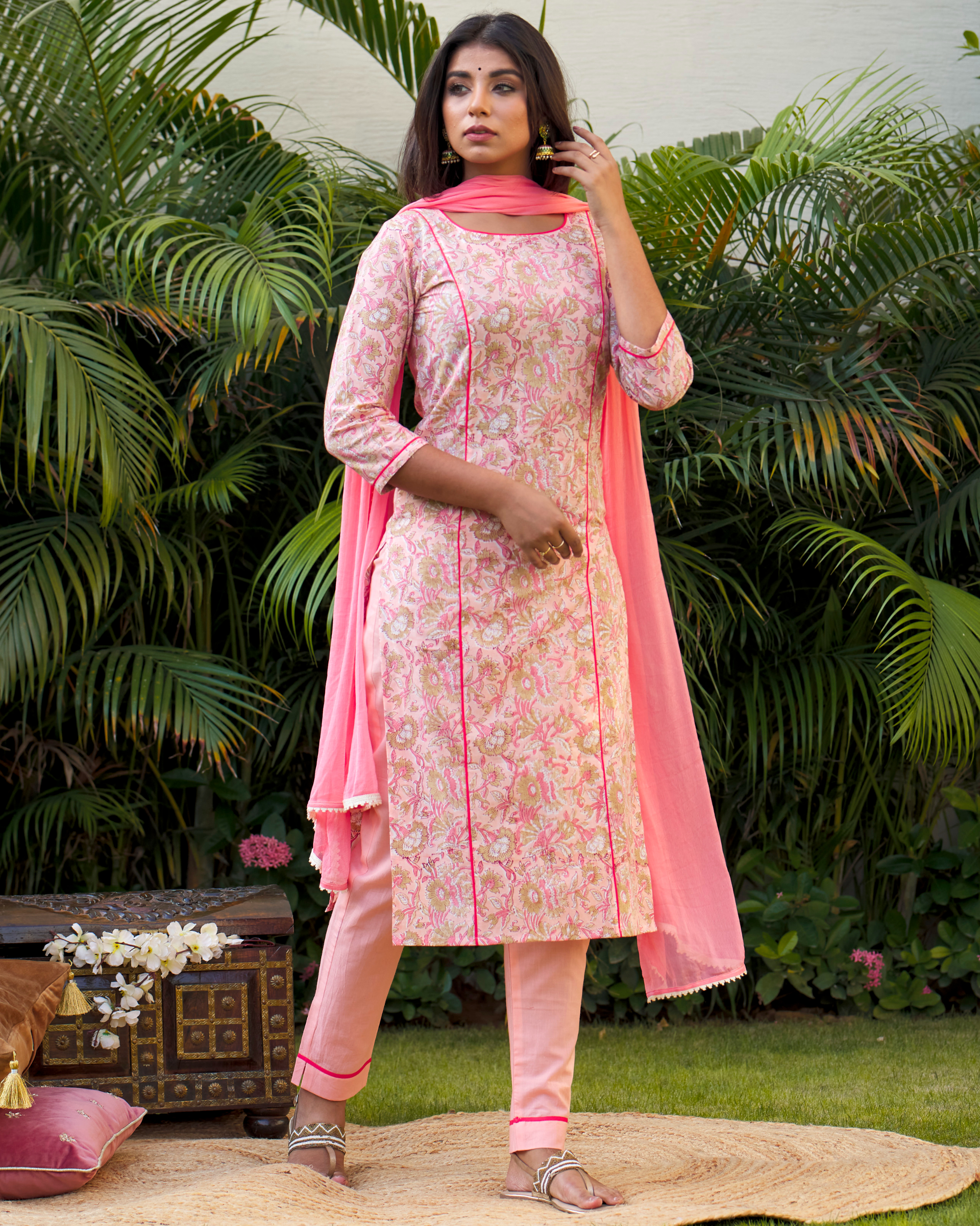 Peach Floral Printed Crepe Straight Kurta Set PKSET1036 – Ahika