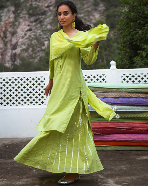 Grassy green kurta-skirt set - set of three 2