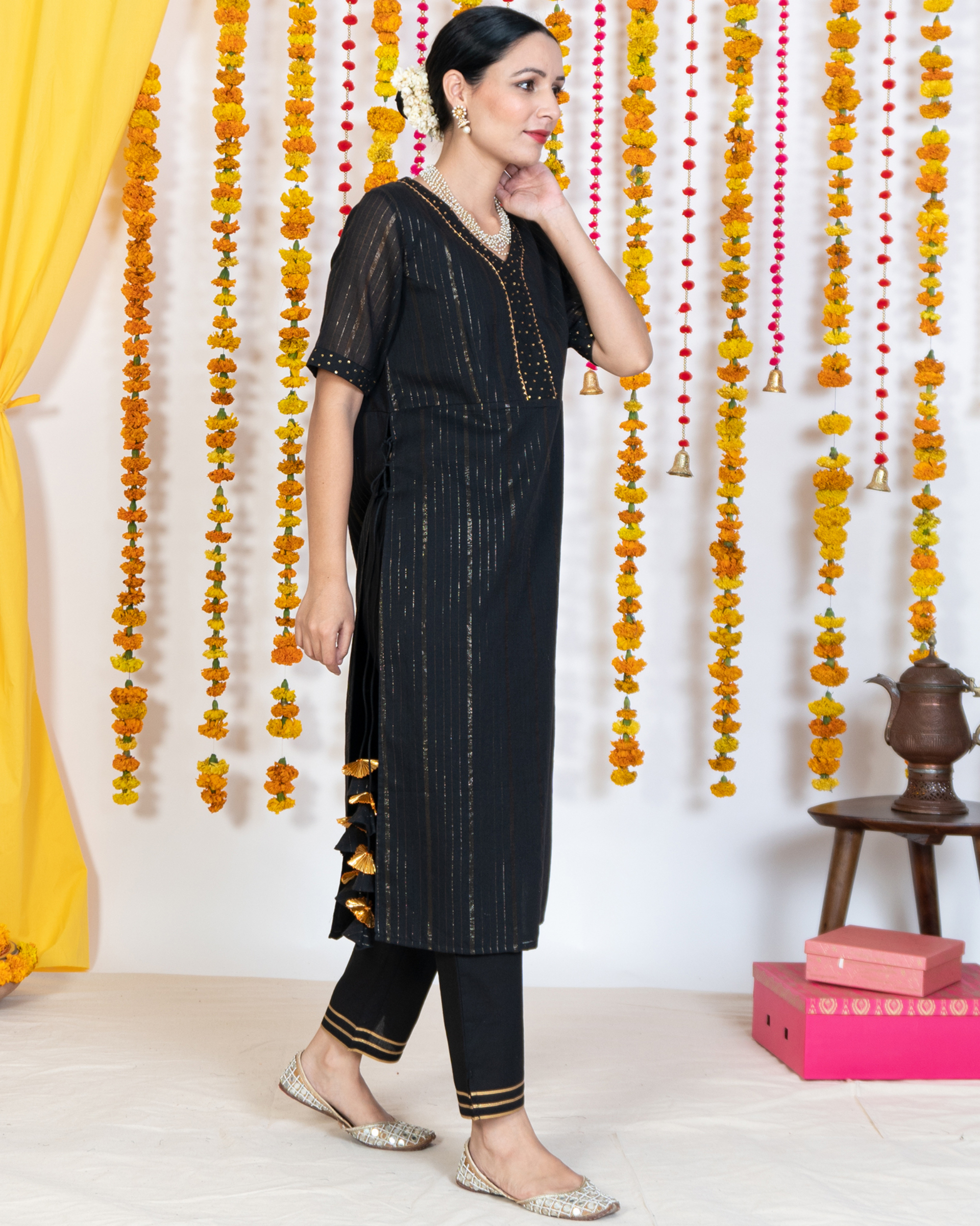 Kurta with clearance tassels online